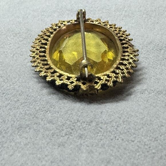 Antique C Clasp Czech? Gold Filled Brooch With Large Yellow Color Faceted Glass - Picture 4 of 7